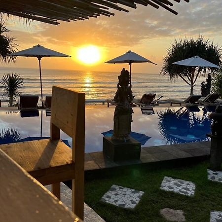 Twilight Ceningan Hotel Nusa Lembongan  Exterior photo