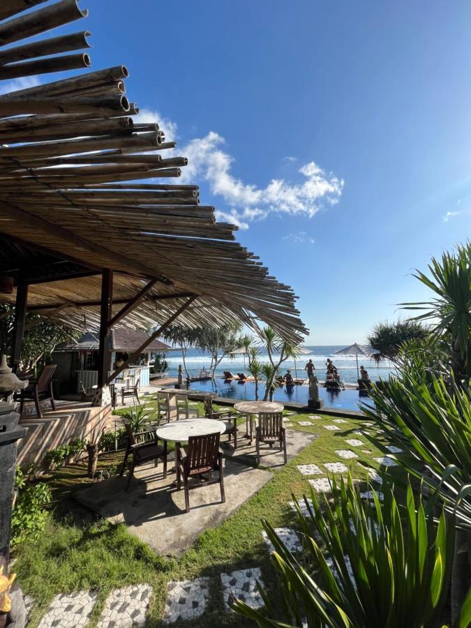 Twilight Ceningan Hotel Nusa Lembongan  Exterior photo