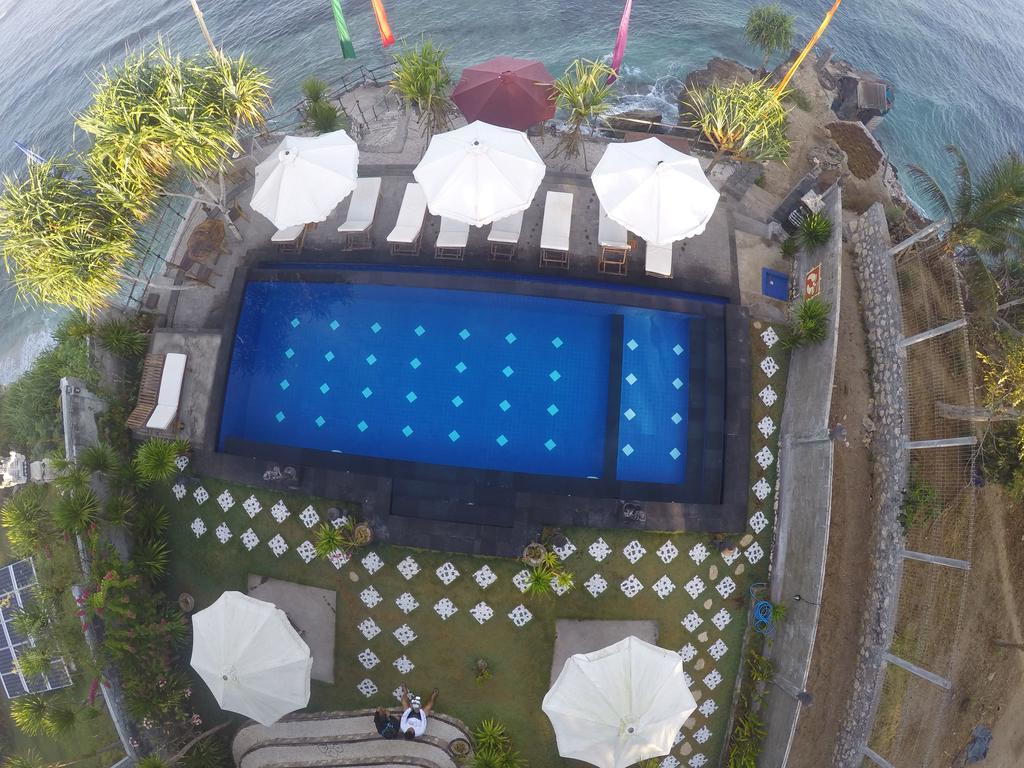 Twilight Ceningan Hotel Nusa Lembongan  Exterior photo