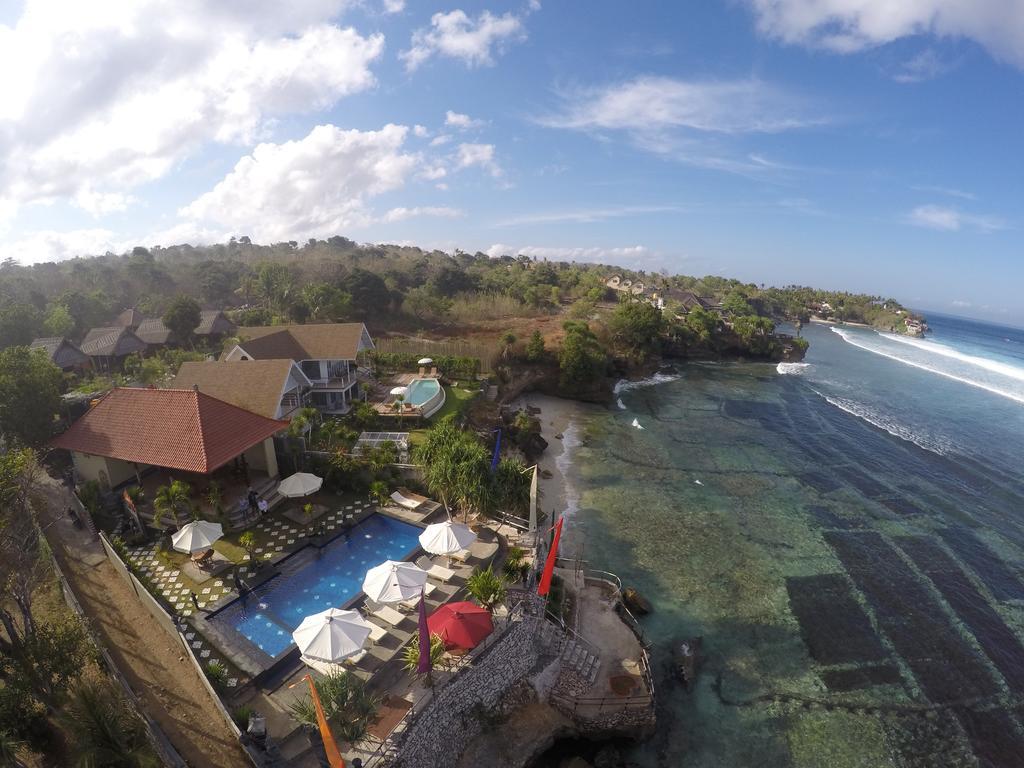 Twilight Ceningan Hotel Nusa Lembongan  Exterior photo