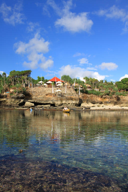 Twilight Ceningan Hotel Nusa Lembongan  Exterior photo