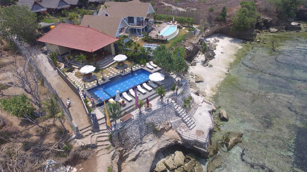Twilight Ceningan Hotel Nusa Lembongan  Exterior photo