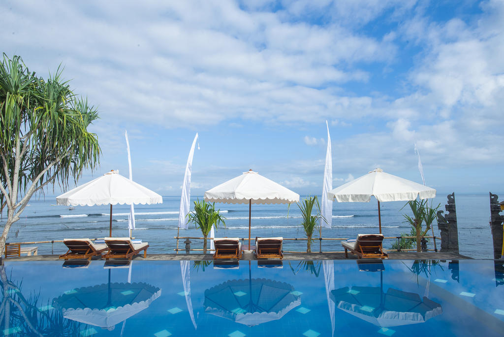 Twilight Ceningan Hotel Nusa Lembongan  Exterior photo